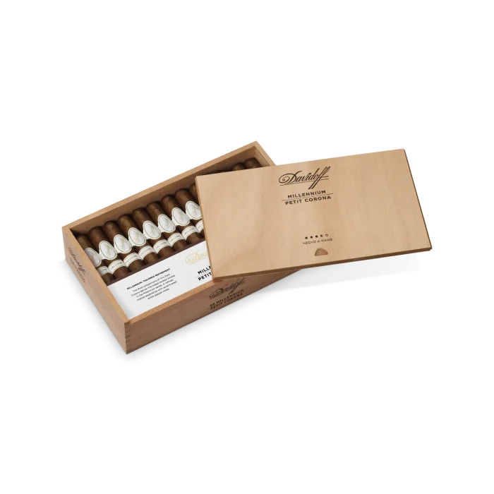 Davidoff Millennium Petit Corona Puro – 25’S