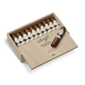 Davidoff Aniversario Entreacto puro 20’li orjinalpuro’da sipariş ver satın al kısa içimli aromatik Dominik puroyla lüksü dakikalar içinde yaşa
